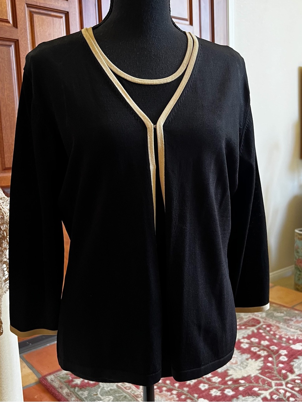 Karen Kane Lifestyle Two Piece Set Cardigan & Shell Sweater Black Beige Size L